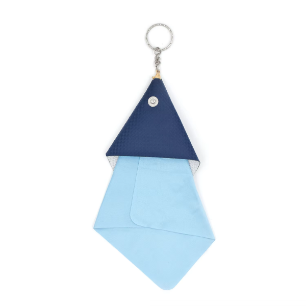 High Quality Fashion PU Case Keychain Glasses Cleaning Cloth Triangle Packing Lens Sunglasses Glasses Cloth Band Customized Logo - Image 4