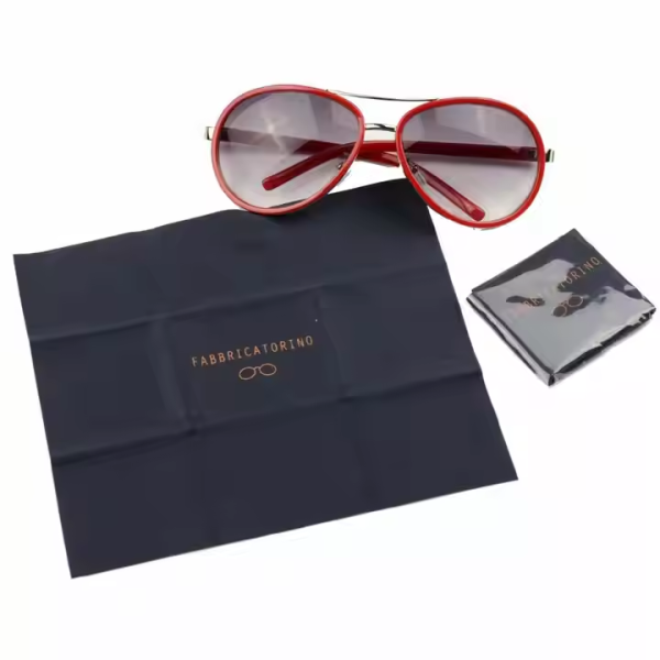 Hot Sale Microfiber Cleaning Cloth with Toothed Edge Eco-friendly 20g Embossed logo Microfiber Anti-fog Glasses Cleaning Cloth - Image 4