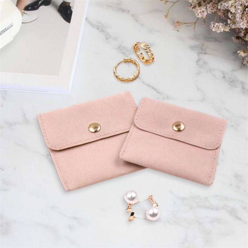 Wholesale Leather snap buttons jewelry pouch Manufacturers