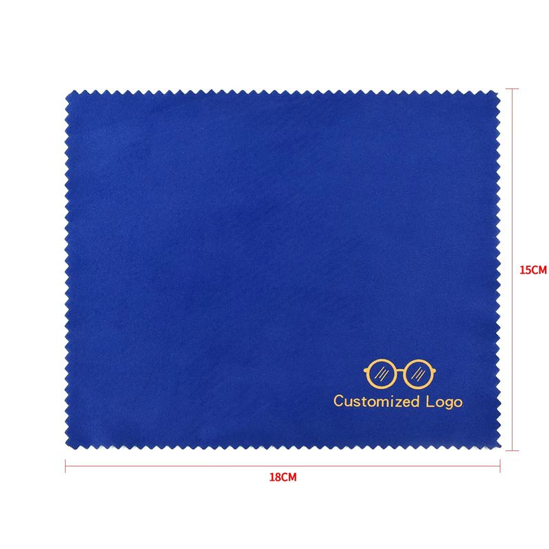 Microfiber toothed eyeglass cleaning cloth - Image 2